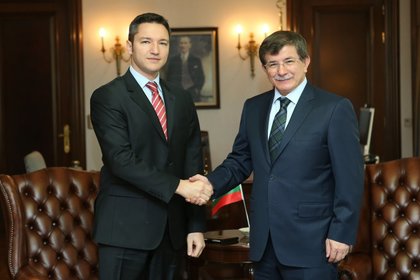 Външните министри Кристиан Вигенин и Ахмет Давутоглу се срещнаха в Анкара